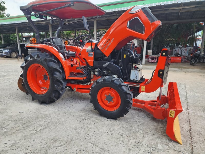 👉ขาย L4018SP ปี66 ใช้งาน 835 ชม.ใบดันหน้าใหม่ เดิมทุกจุด เครื่องเกียร์เดิมไม่เคยแกะ พร้อมใช้ เล่มครบ 🚩ราคา 398,000 ผานหน้าใหม่+ผานหลัง 🚩ราคา 435,000 อุปกรณ์ครบ ☎️โทร 088-8831878 ,084-5486359 🚩ร้าน PL แทรคเตอร์ แยกตาเพชร อ.สนม จ.สุรินทร์