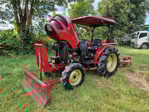 ขายยันม่าร์ EF393T ปี63 ใช้งานน้อยสวยเดิมทุกจุด เครื่องเดิมเกียร์เดิม พร้อมใช้งาน  👉ราคา 285,000 บาท ☎️โทร 088-8831878 ,084-5486359 🚩แยกตาเพชร อ.สนม จ.สุรินทร์ #ร้านขายรถไถมือสอง #รถไถมือสอง #รถไถยันม่าร์ #รถไถยันม่าร์มือสอง #ดันฟีด