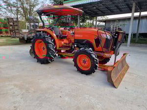 ขาย L5018SP ปี65 ใช้งานน้อย พร้อมใช้งานน้อย เดิมทั้งคัน เครื่องเกียร์แน่น เล่มครบ ราคา 488,000 บาท (อุปกรณ์ครบ) โทร 088-8831878 ,084-5486359 แยกตาเพชร อ.สนม จ.สุรินทร์