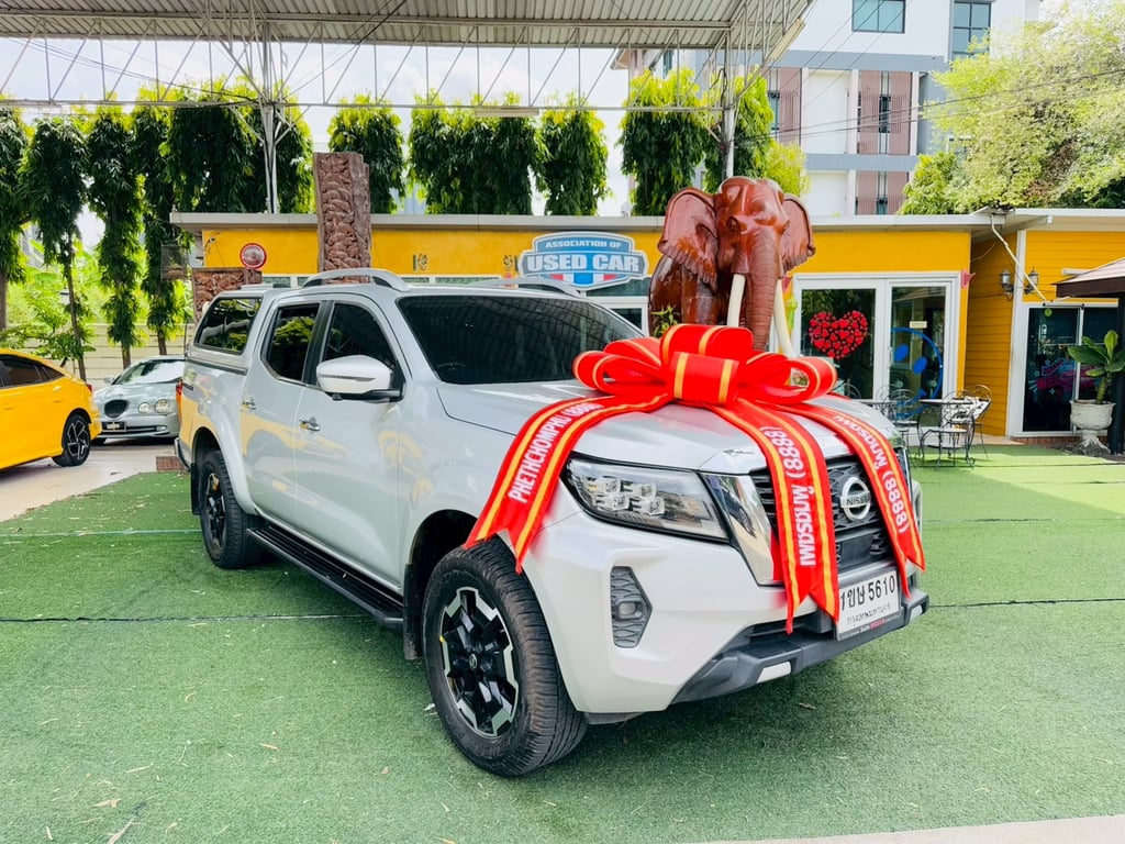 4x4  VL AUTO #NISSAN NAVARA Double Cab 2.3 VL 4WD  AT ปี 2021