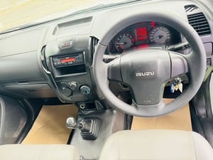 ✅ สไลด์ข้าง 2 ฝั่ง ขึ้น-ลงของง่าย#ISUZU D-MAX SPARK 1.9 S ปี 2020