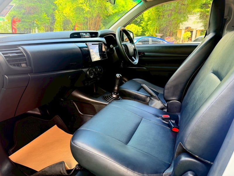 ✔️ไมล์น้อย 57,xxx กม ✔️ยางใหม่ 4 เส้น TOYOTA REVO Singlecab 2.4 J Plus ปี 2018 ✔️ไมล์น้อย 57,xxx กม ✔️ยางใหม่ 4 เส้น TOYOTA REVO Singlecab 2.4 J Plus ปี 2018