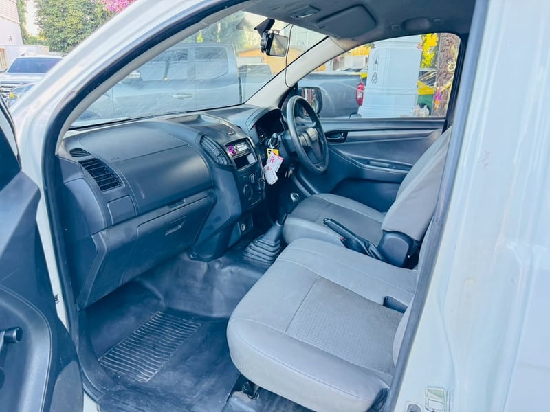 ลิฟท์ยกฝาท้าย ไฮดรอลิกส์ #ISUZU D-MAX SPARK 1.9 Ddsi ปี 2020 ลิฟท์ยกฝาท้าย ไฮดรอลิกส์ #ISUZU D-MAX SPARK 1.9 Ddsi ปี 2020