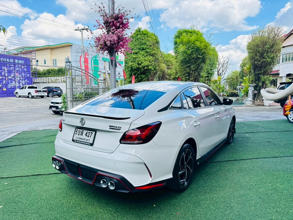 TOP สุด ไมล้แท้ 16,xxx กม #MG MG 5 1.5X Sunroof i-Smart  ปี 2024 