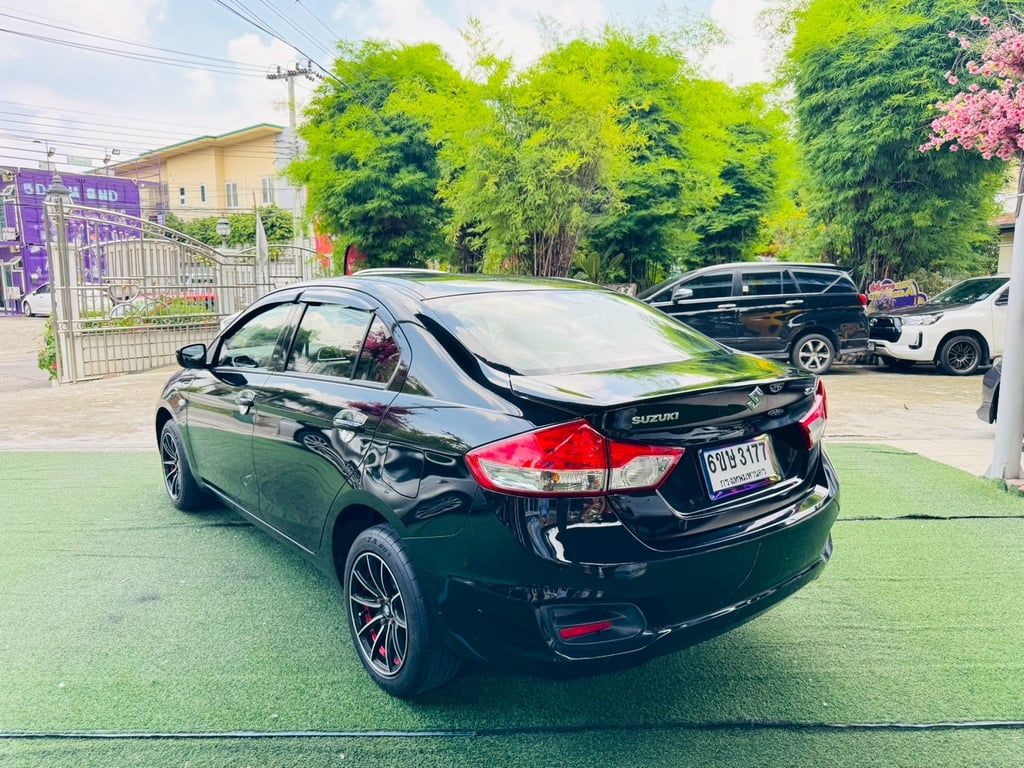 ออกรถ 0 บาท #SUZUKI CIAZ 1.2 GL CVT ปี 2022