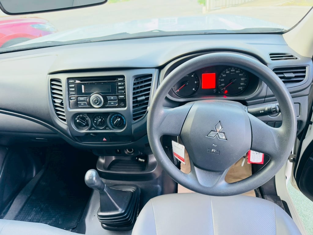 ตู้แห้ง เสริมแหนบ #MITSUBISHI TRITON SINGLE 2.5 GL ปี 2020