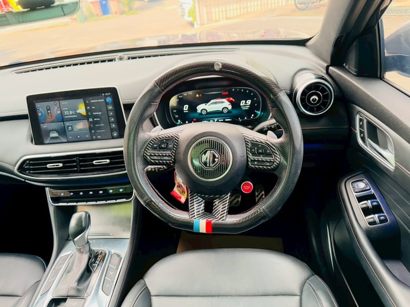 TOP ไมล้แท้ 32,xxx กม  ✔️SUNROOF i-Smart #MG HS 1.5X  ปี 2023