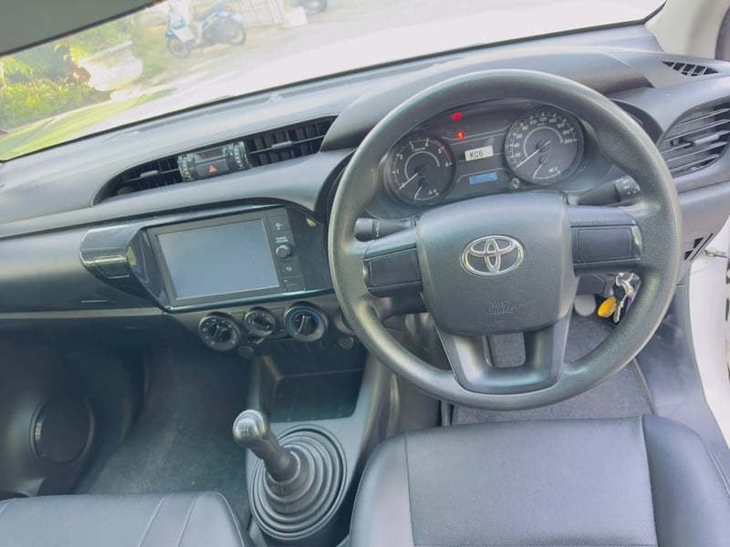 ตู้แห้ง สูงใน 180 ซม. #TOYOTA REVO Singlecab 2.4  ENTRY ปี 2022