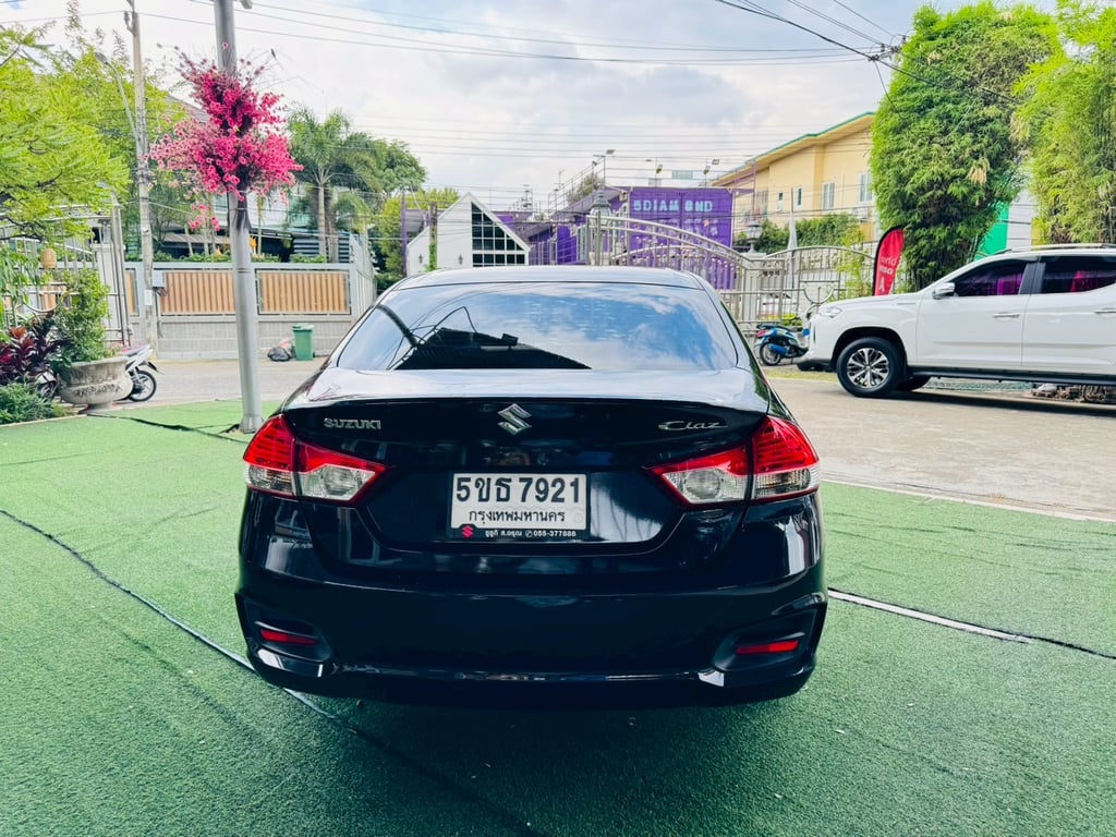 เกียร์ธรรมดา  ติดแก็ส LPG ถังโดนัท #SUZUKI CIAZ 1.2 GL MT ปี 2021