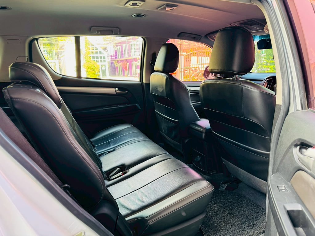 เกียร์ออโต้ 7 ที่นั่ง #CHEVROLET TRAILBLAZER 2.5 LT ปี 2019 เกียร์ออโต้ 7 ที่นั่ง #CHEVROLET TRAILBLAZER 2.5 LT ปี 2019