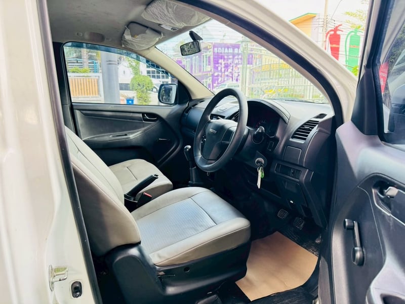 วิ่งน้อย 81,xxx กม #ISUZU D-MAX SPARK 1.9 Ddsi ปี 2019