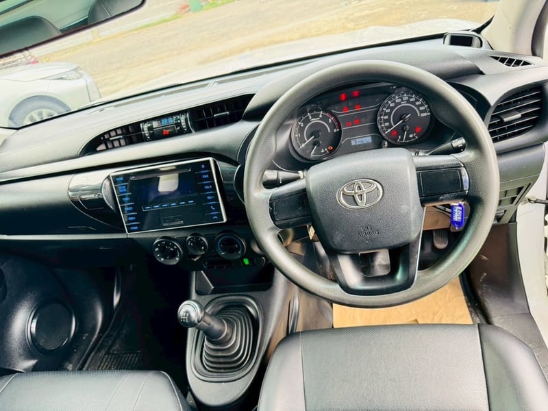 🅰️ไมล์แท้ 31,xxx กม TOYOTA REVO Singlecab 2.4 J Plus ปี 2018 ฟรี! หลังคาอลูมิเนียมใหม่ สูง 210 ซม. 🅰️ไมล์แท้ 31,xxx กม TOYOTA REVO Singlecab 2.4 J Plus ปี 2018 ฟรี! หลังคาอลูมิเนียมใหม่ สูง 210 ซม.