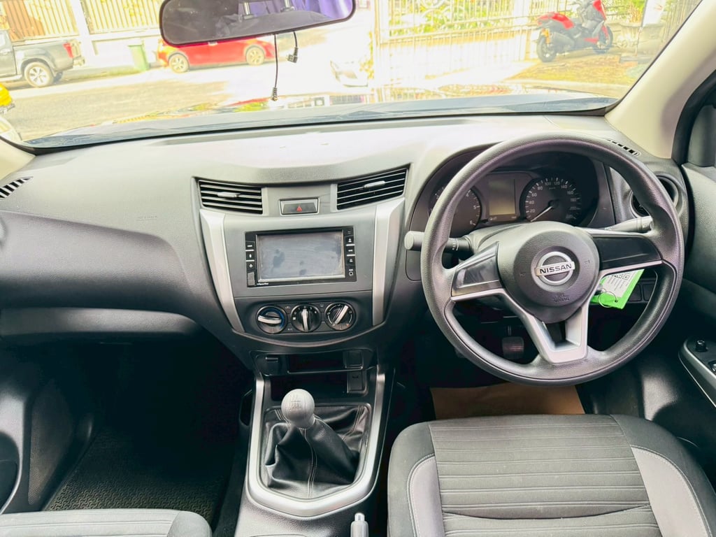 ออกรถ 0 บาท #NISSAN NAVARA CAB 2.5 SL ปี 2023