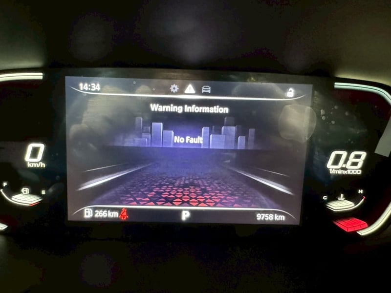 TOP ไมล้แท้ 10,xxx กม #MG MG 5 1.5X Sunroof i-Smart  ปี 2025 