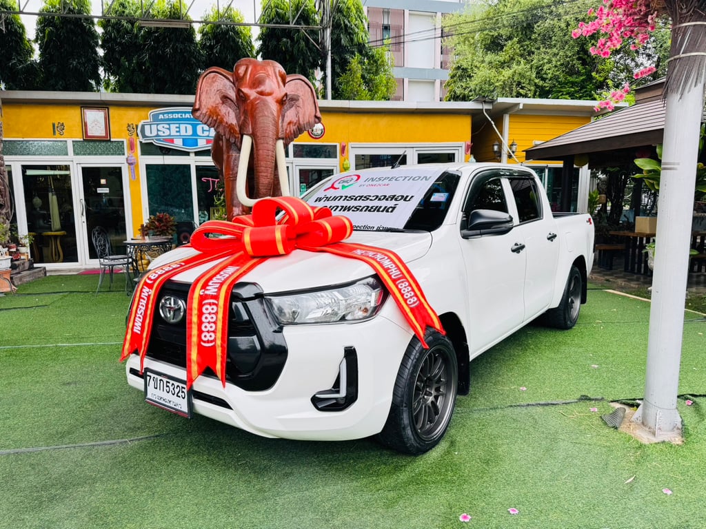 เกียร์ออโต้  ไมล์แท้ 22,xxx กม #TOYOTA  Hilux Revo Doublecab 2.4 Entry Z edition AUTO ปี 2024