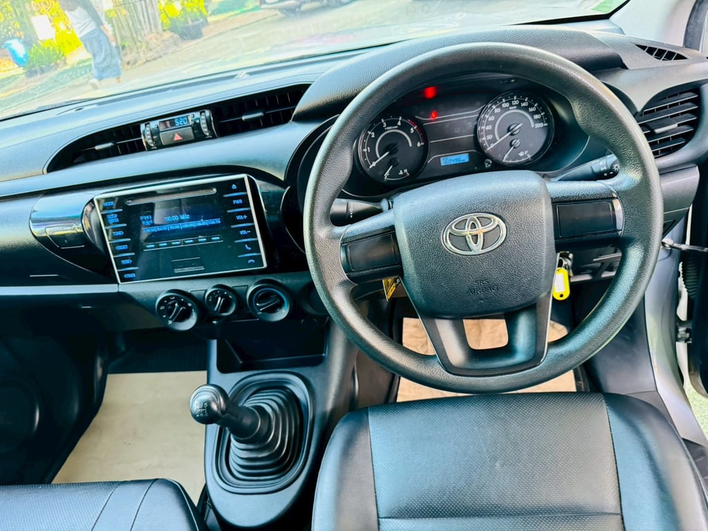 ตู้แห้ง 180 ซม เสริมแหนบ✔️#TOYOTA REVO SINGLECAB 2.4 J  ปี 2017