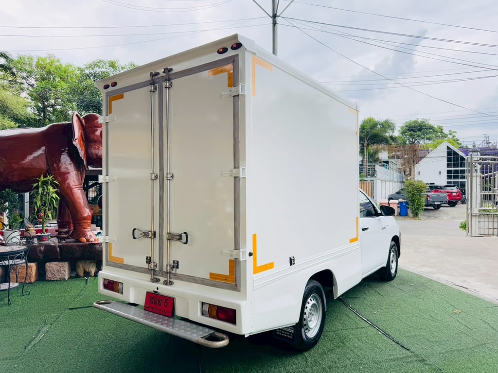 ตู้แห้ง เปิดได้2ด้าน ✔️ยางใหม่ 4 เส้น ✔️ไมล์แท้ 98,xxx กม  TOYOTA REVO Singlecab 2.4 J Plus ปี 2019