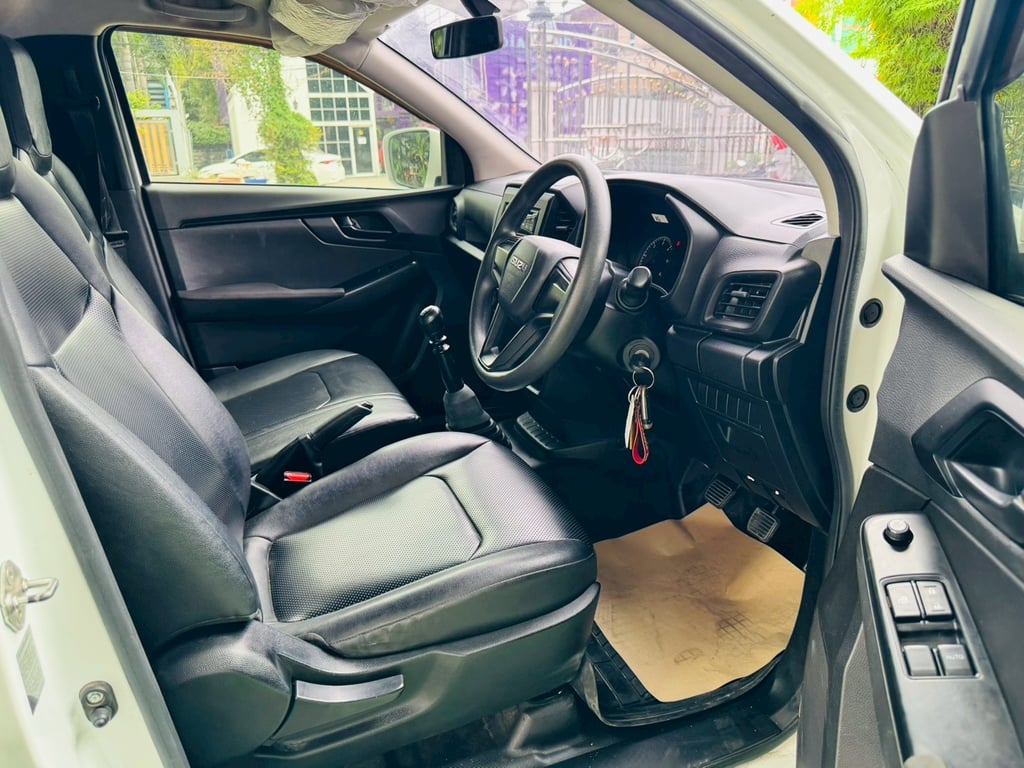 ฟรี! ตู้อลูมิเนียมใหม่ สูง 210 ซม #ISUZU D-MAX SPARK 1.9 Ddsi ปี 2021