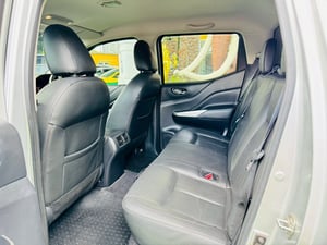 4x4 เกียร์ออโต้ TOP #NISSAN NAVARA NP300 Double Cab 2.5 VL 4WD AT ปี 2020 4x4 เกียร์ออโต้ TOP #NISSAN NAVARA NP300 Double Cab 2.5 VL 4WD AT ปี 2020