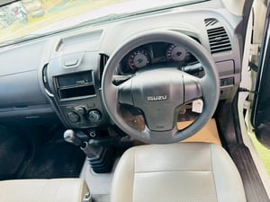 วิ่งน้อย 81,xxx กม #ISUZU D-MAX SPARK 1.9 Ddsi ปี 2019