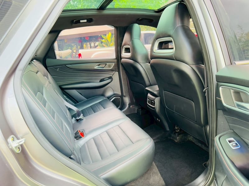 TOP ไมล้แท้ 32,xxx กม  ✔️SUNROOF i-Smart #MG HS 1.5X  ปี 2023