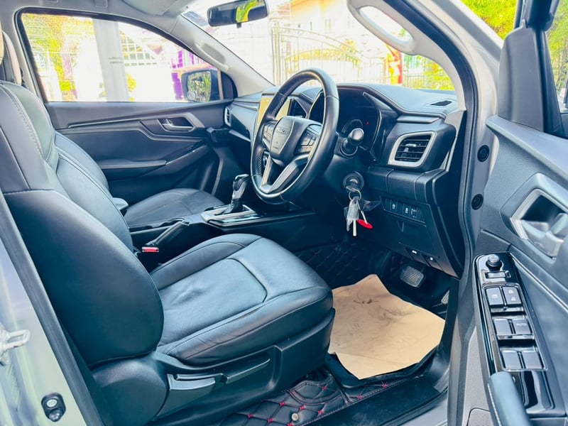 เกียร์ออโต้ #ISUZU D-MAX HI-LANDER CAB-4 1.9 Z Ddsi AUTO ปี 2021