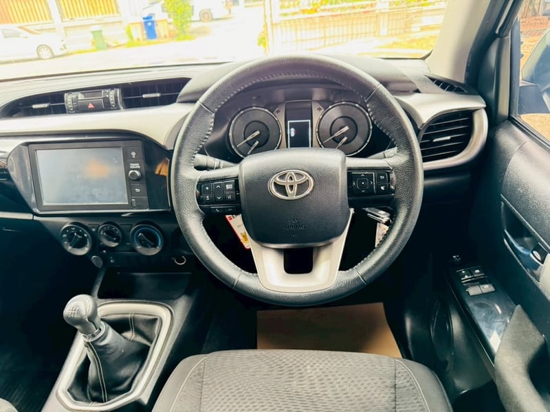 📌ไมล์แท้ 34,xxx กม #TOYOTA  Hilux Revo Smartcab 2.4 Mid Z edition  ปี 2023