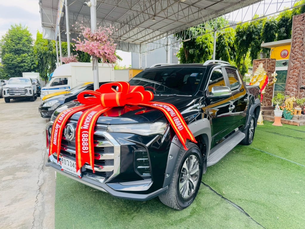 4x4 เกียร์ออโต้ TOP #MG EXTENDER 4 ประตู 2.0 GRAND X 4WD  ปี 2024
