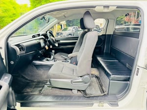 📌ไมล์แท้ 34,xxx กม #TOYOTA  Hilux Revo Smartcab 2.4 Mid Z edition  ปี 2023