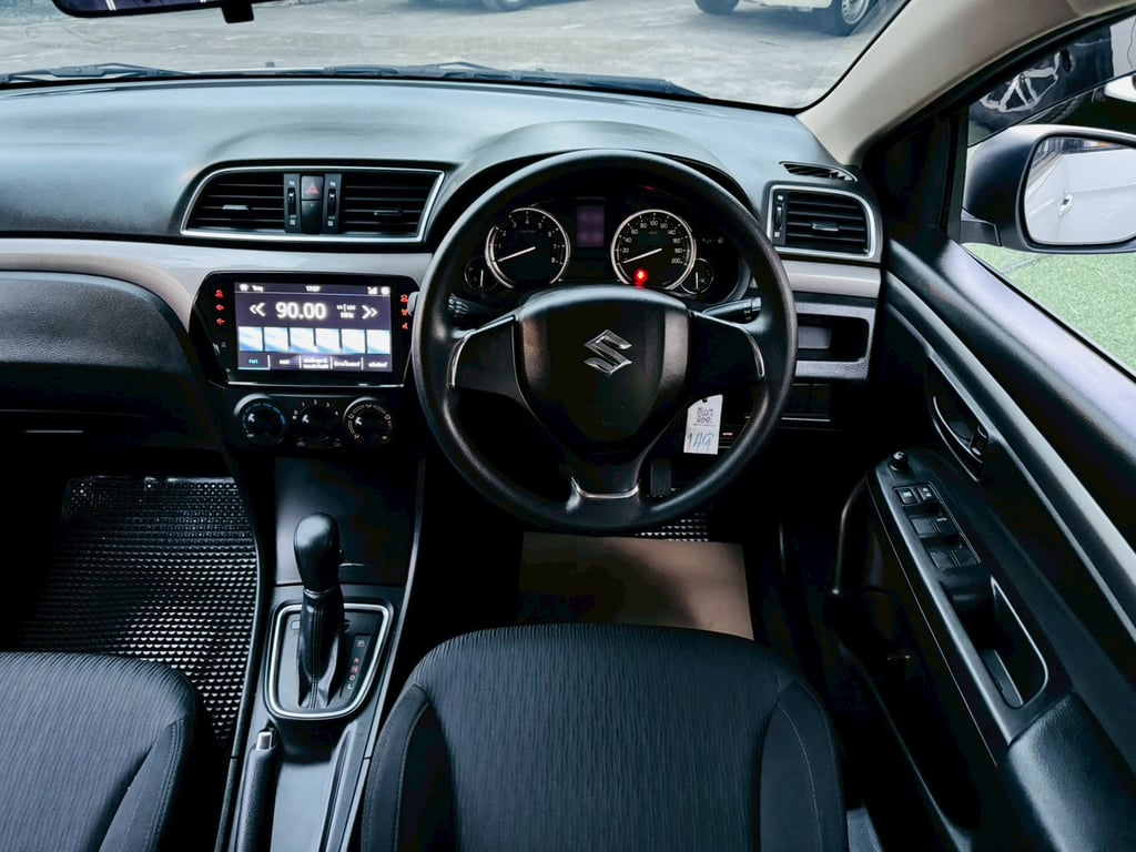 ไมล์แท้ 9,xxx กม #SUZUKI CIAZ 1.2 GL CVT ปี 2023 ไมล์แท้ 9,xxx กม #SUZUKI CIAZ 1.2 GL CVT ปี 2023