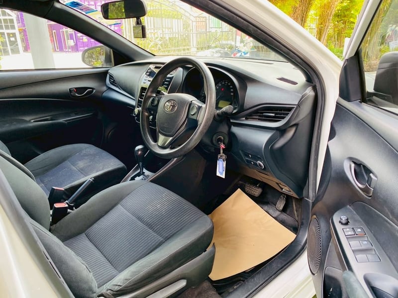 #TOYOTA YARIS 1.2 Entry ปี 2022 + LPG