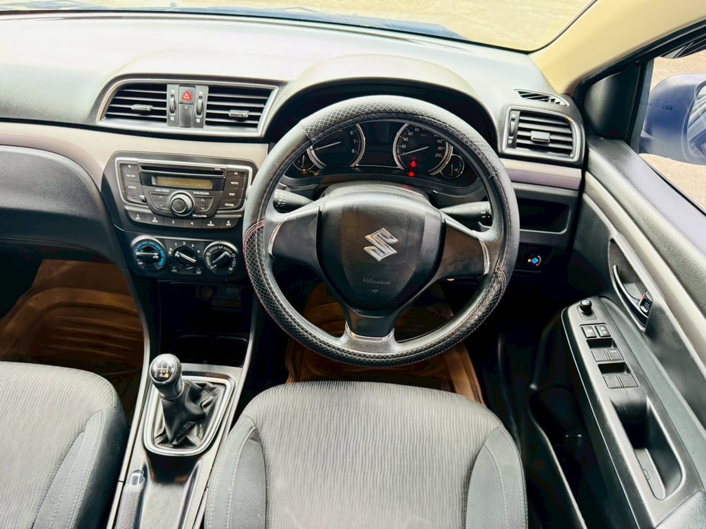 เกียร์ธรรมดา  ติดแก็ส LPG ถังโดนัท #SUZUKI CIAZ 1.2 GL MT ปี 2021