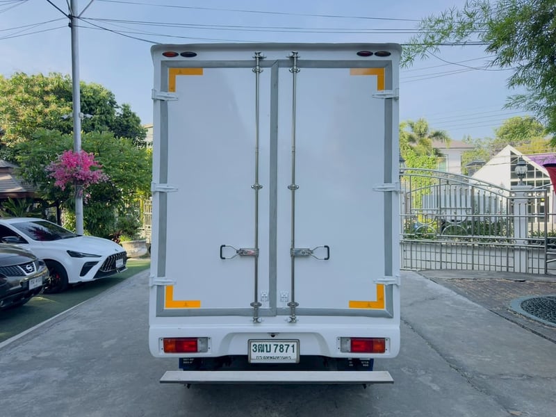 ตู้แห้ง สูงใน 180 ซม. #TOYOTA REVO Singlecab 2.4  ENTRY ปี 2022