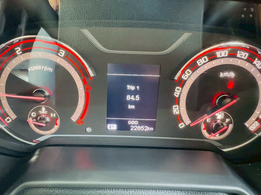 ไมล์แท้ 22,xxx กม เกียร์ออโต้ #MG EXTENDER 4 ประตู 2.0 GRAND X i-Smart ปี 2022