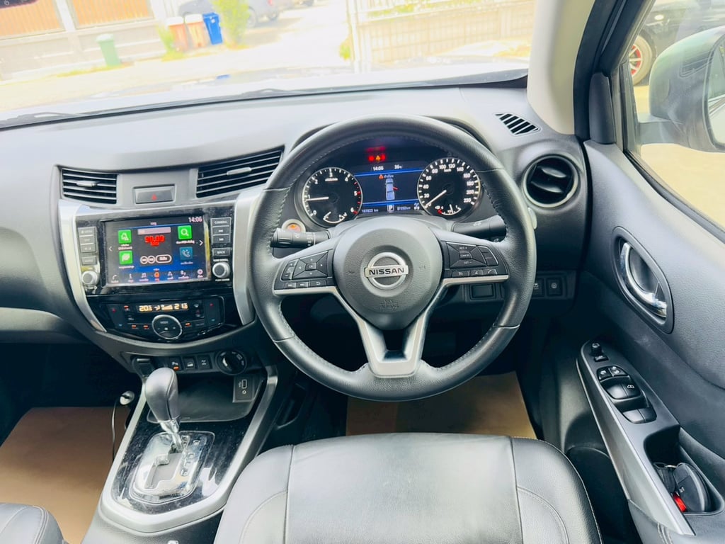 4x4 AUTO TOP #NISSAN NAVARA Double Cab 2.3 VL 4WD  AT ปี 2021
