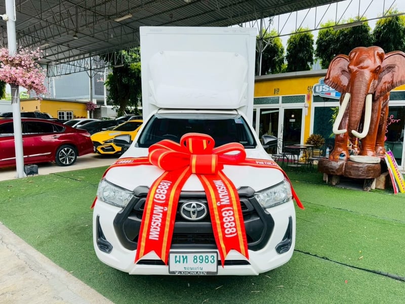ตู้แห้ง ด้านในเป็นวัสดุ สแตนเลส ✔️สูงใน 190 ซม. ✔️เสริมแหนบ  TOYOTA REVO 2.4  ENTRY ปี 2020