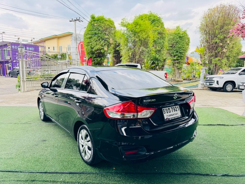 เกียร์ธรรมดา  ติดแก็ส LPG ถังโดนัท #SUZUKI CIAZ 1.2 GL MT ปี 2021