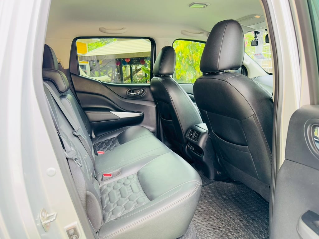 4x4 AUTO TOP #NISSAN NAVARA Double Cab 2.3 VL 4WD  AT ปี 2021