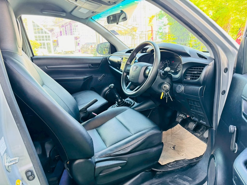 ตู้แห้ง 180 ซม เสริมแหนบ✔️#TOYOTA REVO SINGLECAB 2.4 J  ปี 2017