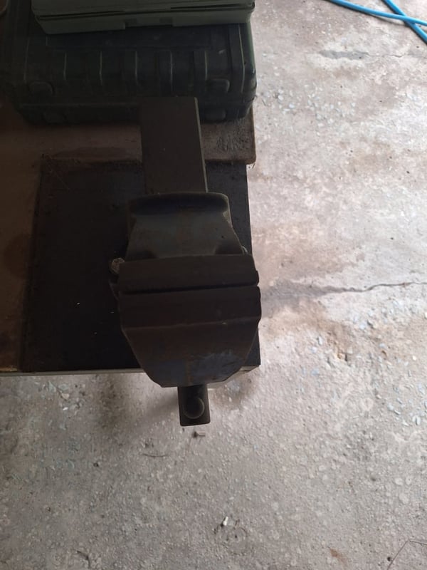 ปากกาจับชิ้นงานสภาพสมบูรณ์ ปากกาจับชิ้นงานสภาพสมบูรณ์