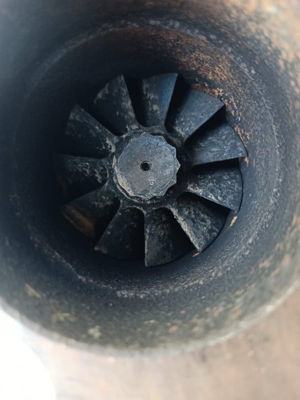 เทอร์โบเรือ หรือ เครื่องปั่นไฟ 