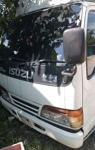 ขาย. ISUZU 4 ล้อ