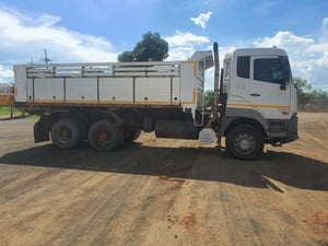 เจ้าของขายเอง UD 378hp แม่ลูก ยุทธ 0897176464 เจ้าของขายเอง UD 378hp แม่ลูก ยุทธ 0897176464