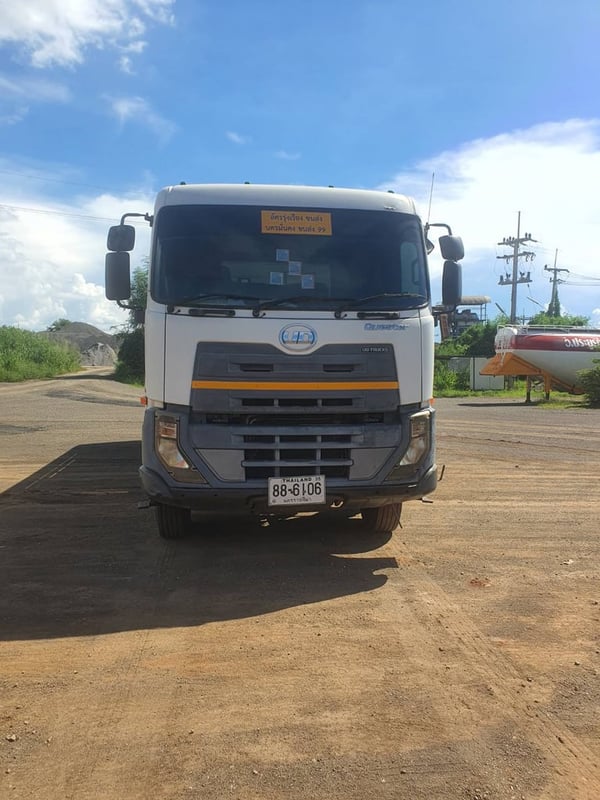 เจ้าของขายเอง UD 378hp แม่ลูก ยุทธ 0897176464