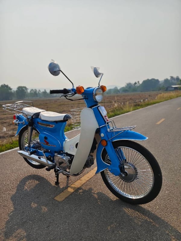 C70..สีฟ้าเข้มเครื่องดรีมสดาทรัมย์ C70..สีฟ้าเข้มเครื่องดรีมสดาทรัมย์