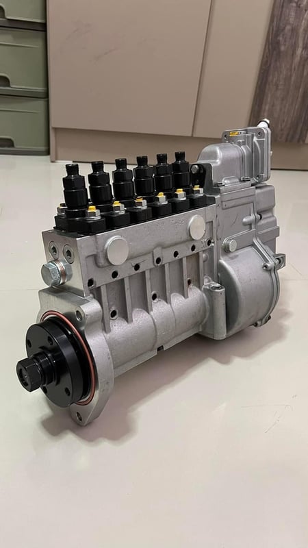 ขายปั๊มดีเซลคอมมอนเรล LONGBENG BH6PA110 ของเครื่อง SHANGHAI DIESEL ENGINE C6121 SC11 (cat3306) ขายราคาขาดทุุนสภาพมือ 1 ซื้อเกฺ็บยังไม่ได้ใช้งาน