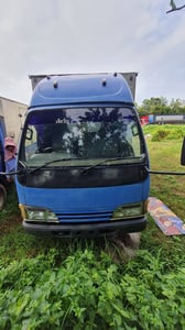 ISUZU NKR 130แรงม้า รถบรรทุก 6ล้อ ตู้แห้ง ปี2005