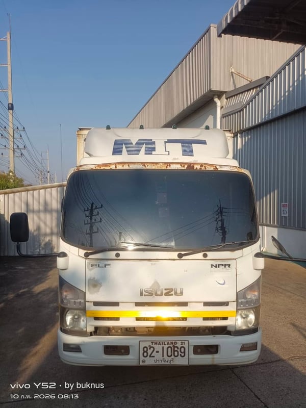 ISUZU NPR 150แรงม้า รถบรรทุก 6ล้อ ตู้แห้ง ปี2013 เลขไมล์ 456,157 กม.