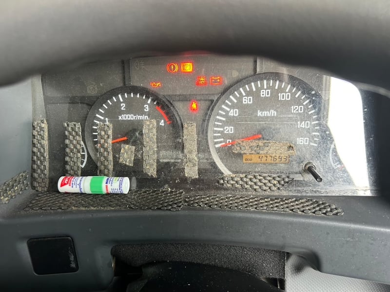 ISUZU NPR 150แรงม้า รถบรรทุก 6ล้อ ตู้แห้ง ปี2017 เลขไมล์น้อยกว่า 500,000 กม.