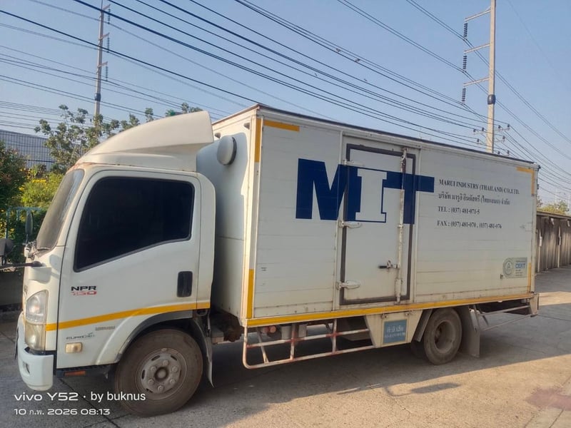 ISUZU NPR 150แรงม้า รถบรรทุก 6ล้อ ตู้แห้ง ปี2013 เลขไมล์ 456,157 กม.